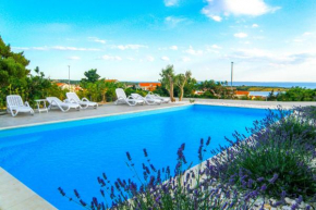 Villa Apartments AniFil